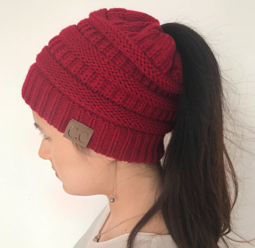 High Bun Ponytail Beanie Hat Chunky Soft Stretch Cable Knit Warm Fuzzy Lined Skull Beanie Acrylic Hats Men and Women